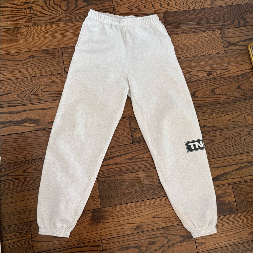 TNA aritzia joggers cozy fleece light, Heather gray